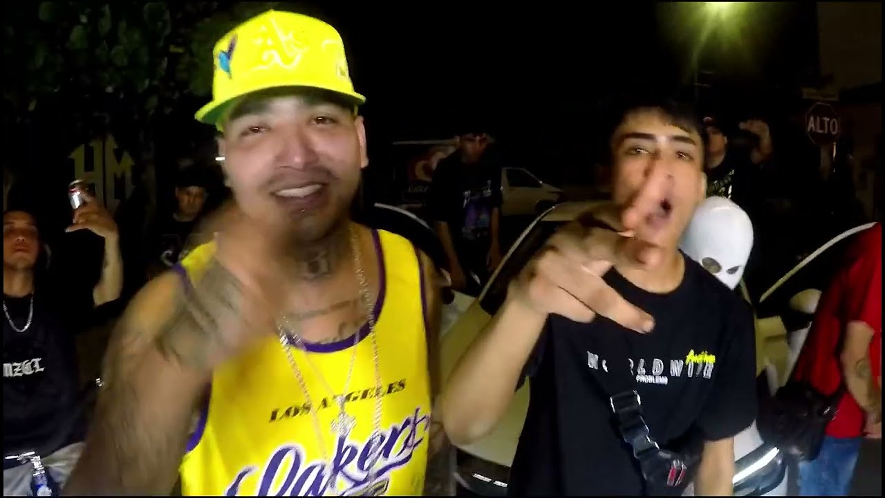 Yuzz Black ft Charly king .- En la Esquina
