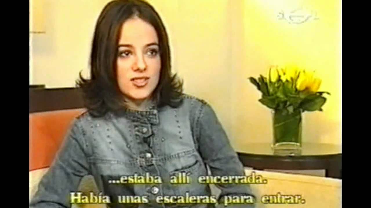 Alizée - 2003-06-01 - Interview - Sol Música - Spain .mp4