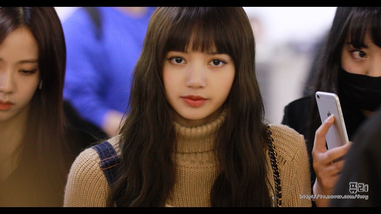 180327 블랙핑크(BLACKPINK) 리사 (김포공항 출국)