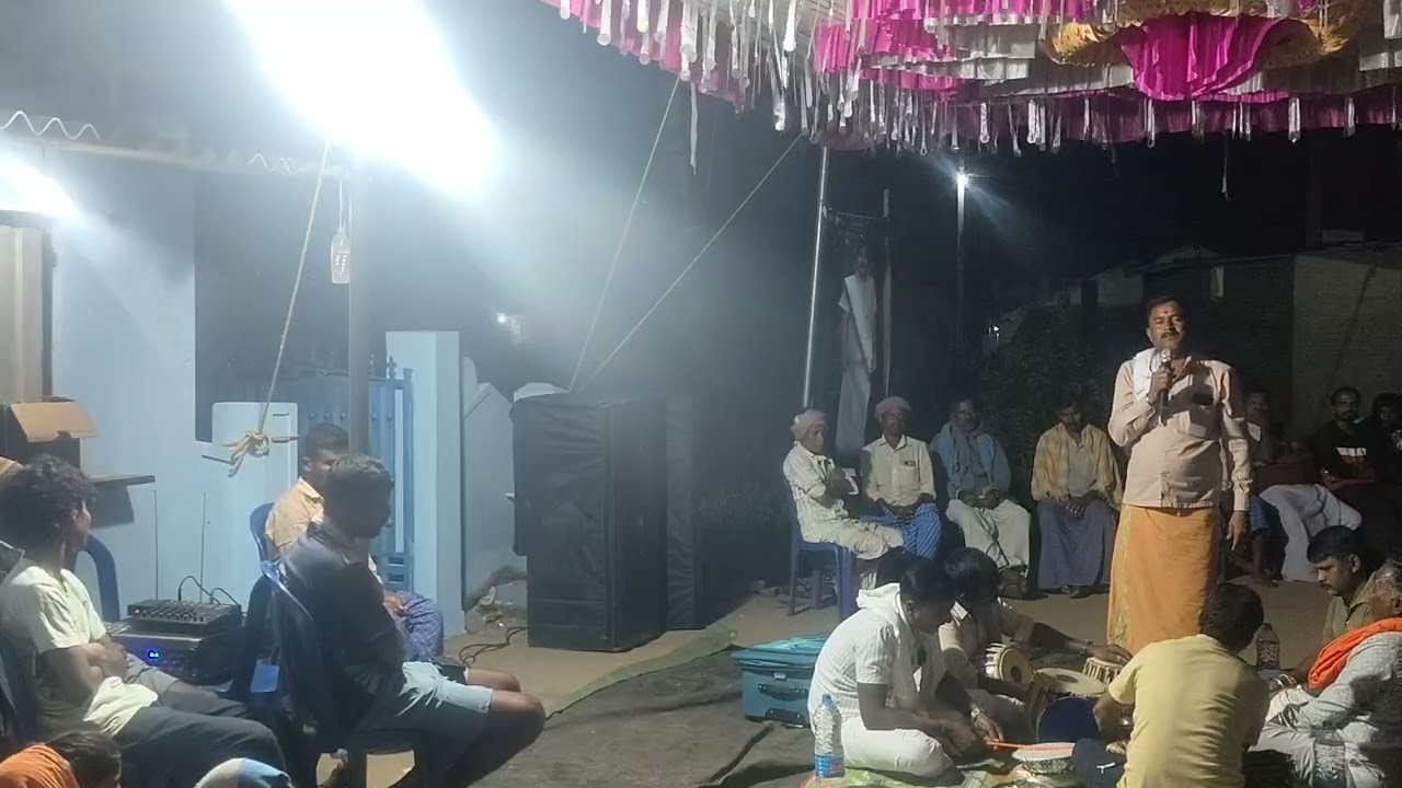 ಗಾಯಕ :ರವಿ ರಾಠೋಡ್ :8105081336