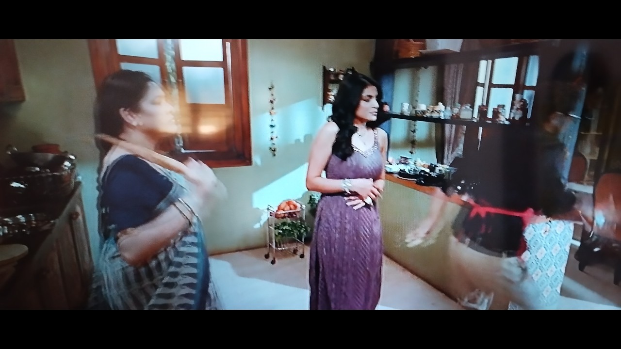 Udne ki Aasha:18th Feb-खतरे में सयाली ll रेणुका रोशनी से भिड़ती है ll #viral,#trending