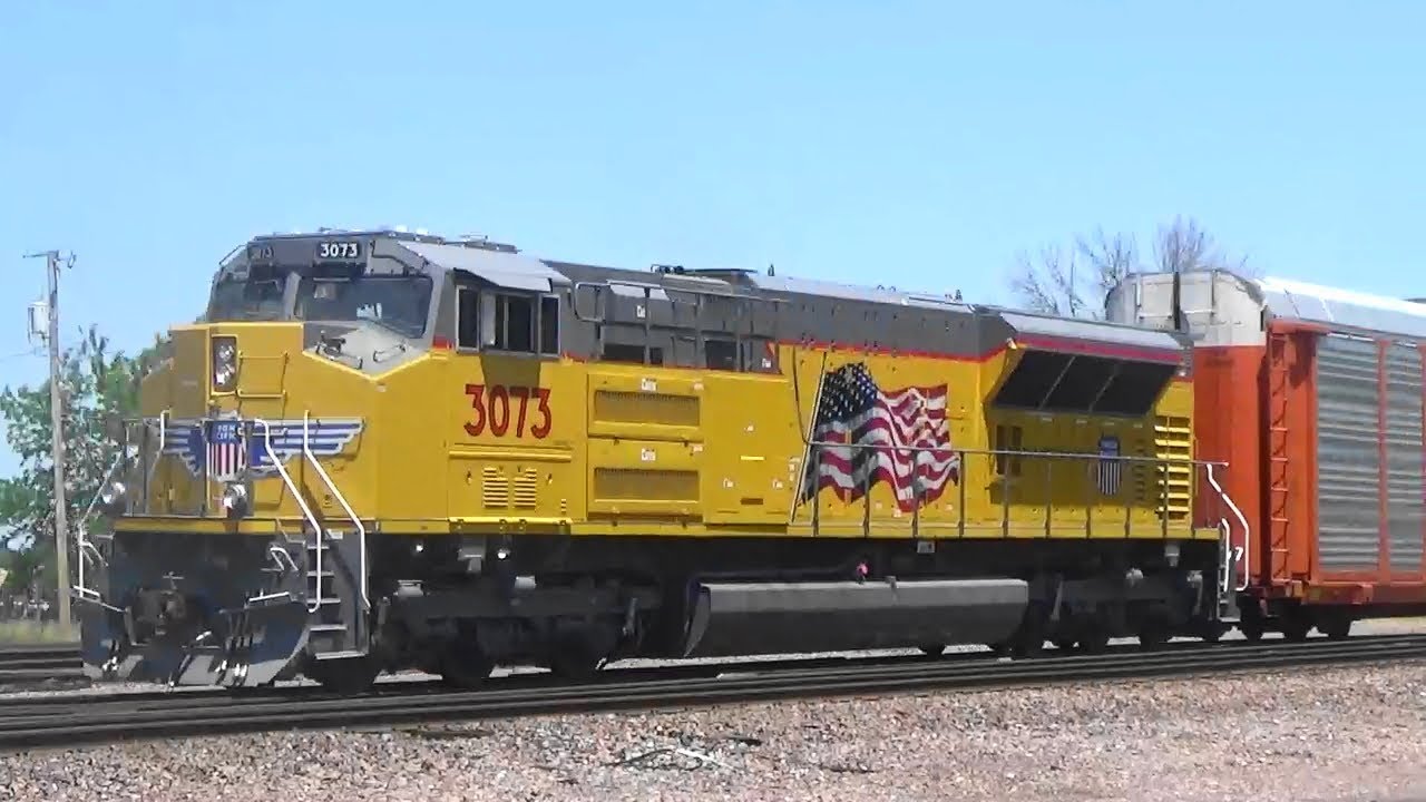 UP 3052- Tier 4 SD70ACe Leads Freight w/ Tier 4 ACe DPU!