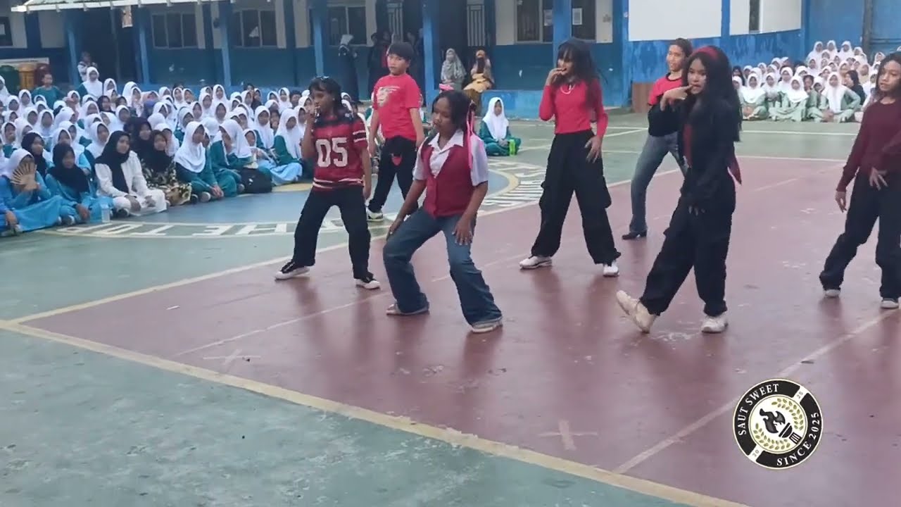 PENAMPILAN DANCE YANG LUAR BIASA DARI PESERTA DIDIK SMPN 42 BATAM 🔥🔥