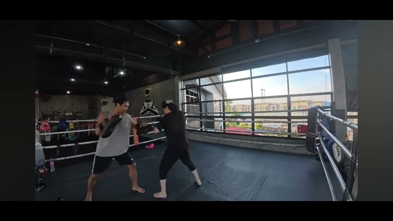 킥복싱 연습 in 촌부리/태국
