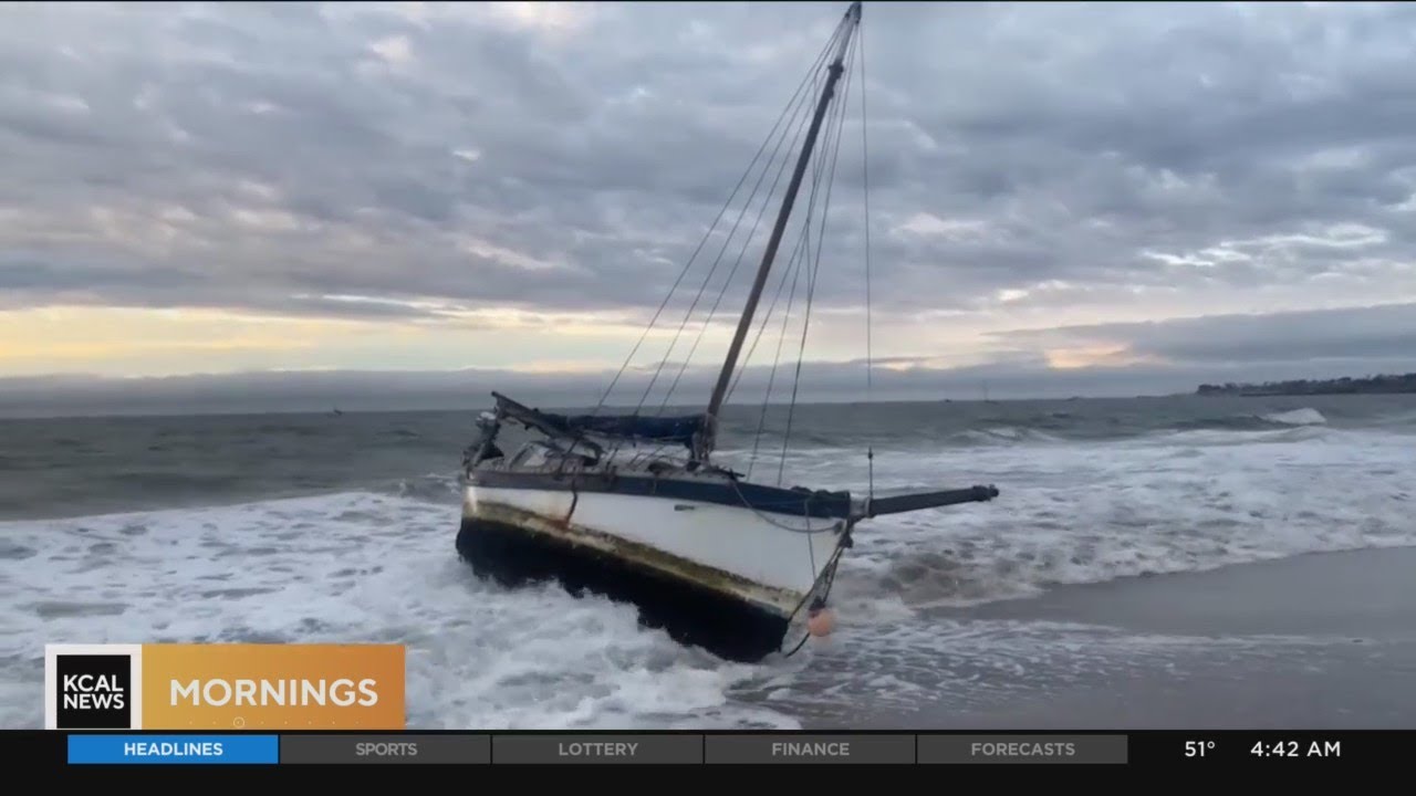 Storm sends sailboat crashing onto Santa Barbara beach