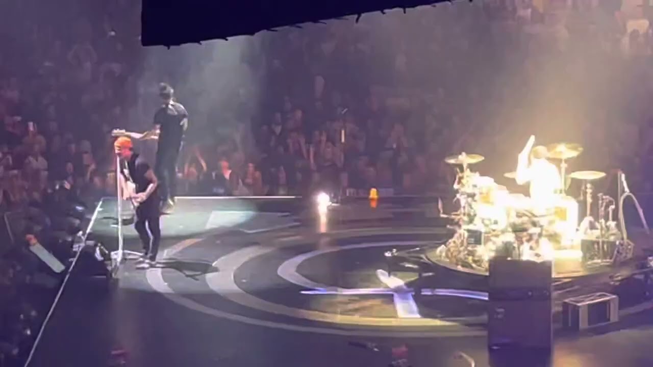 Blink 182 - First Date LIVE @ TD Garden l Boston MA l 05/21/2023