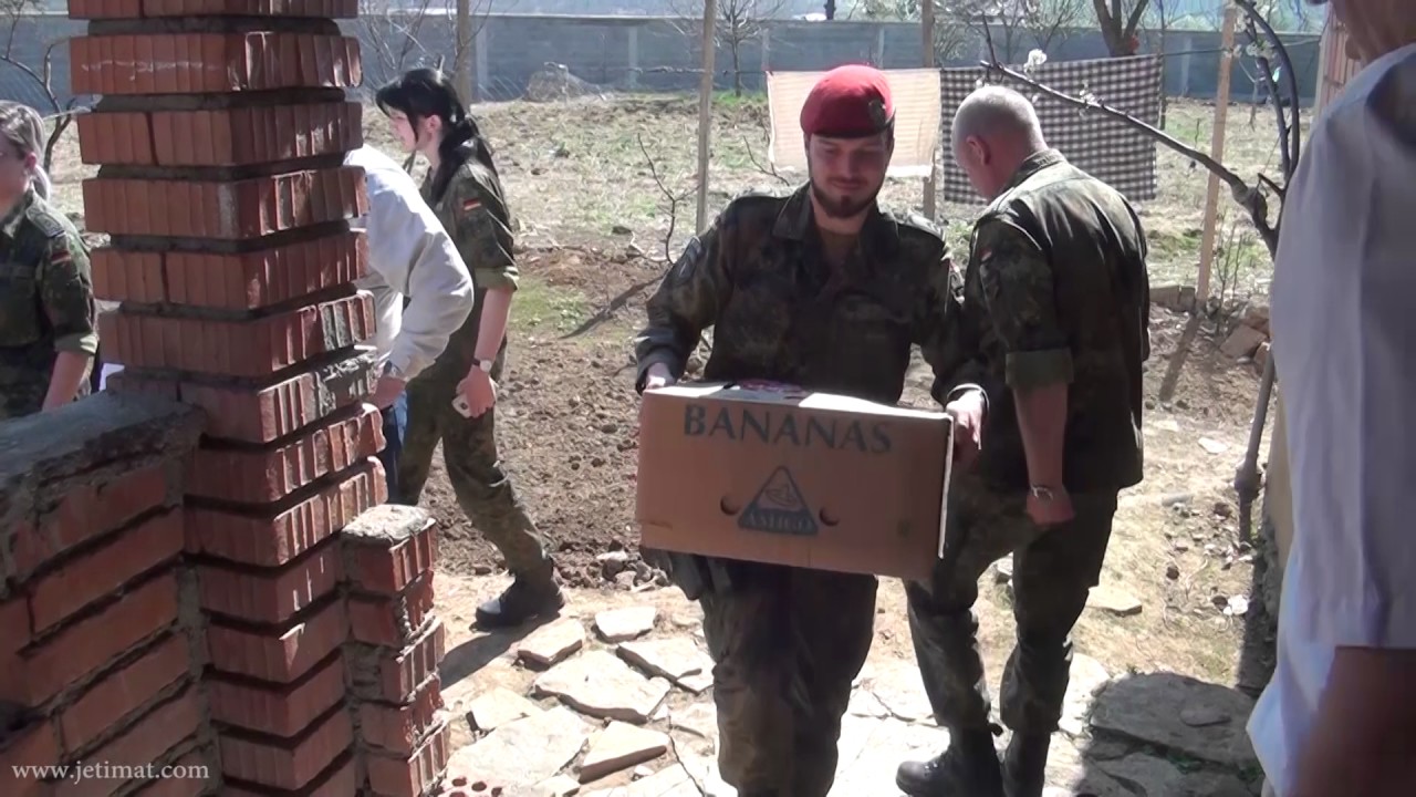 Aksion i madh humanitare  Ndihmohen 15 familje nevojtare  Me ne merr pjese edhe kfori Gjerman