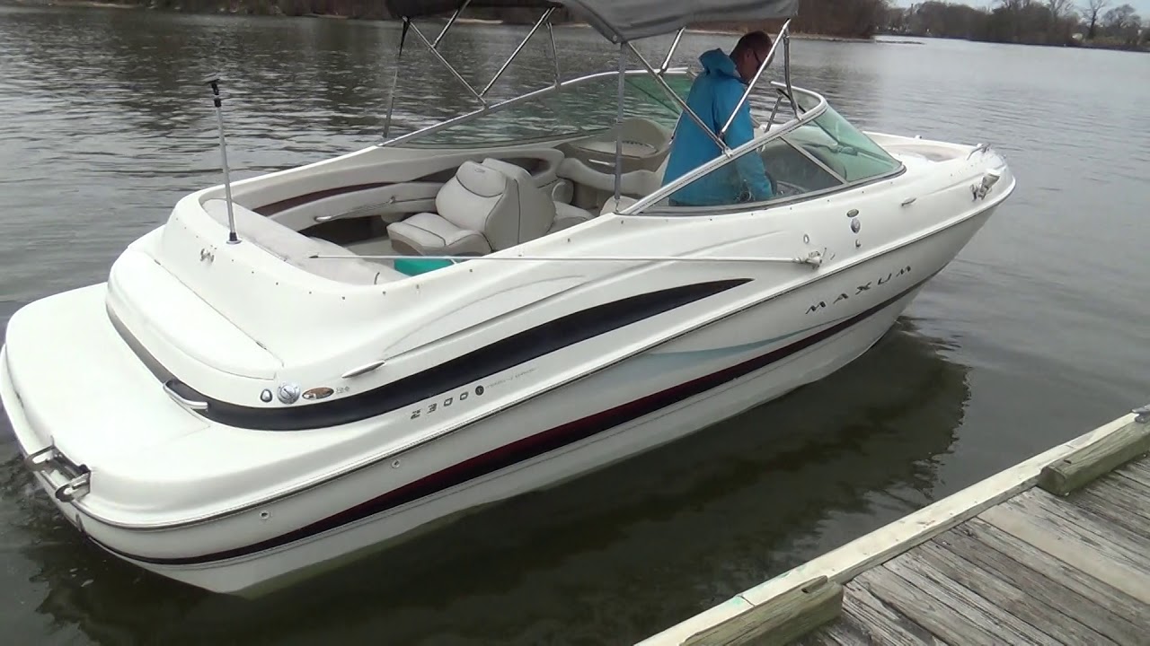 2001 Maxum 2300 Bowrider