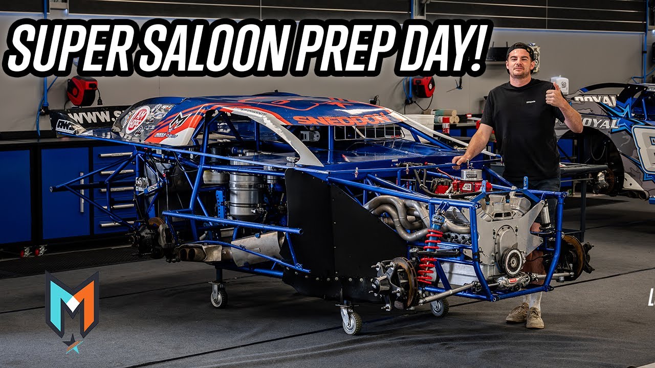 Benji & B-Party Prep the Super Saloon for the NZ Grand Prix at Woodford Glen!