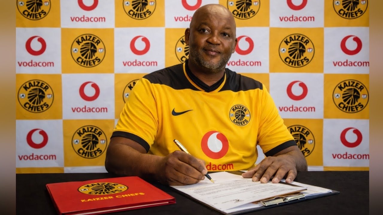 KAIZER CHIEFS OFFICIALLY INTRODUCES COACH PITSO MOSIMANE TODAY, HE SIGNS A YEAR-LONG CONTRACT