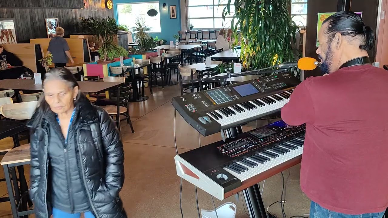 Dia nice Ray rios live  0)3 12 26