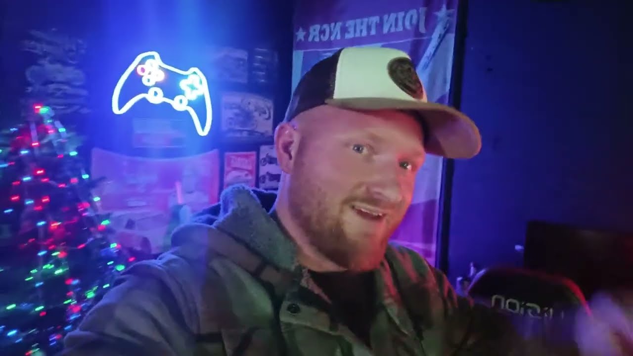 FRA SKROT TIL SLOT - BYGGER NYT GAMERRUM!