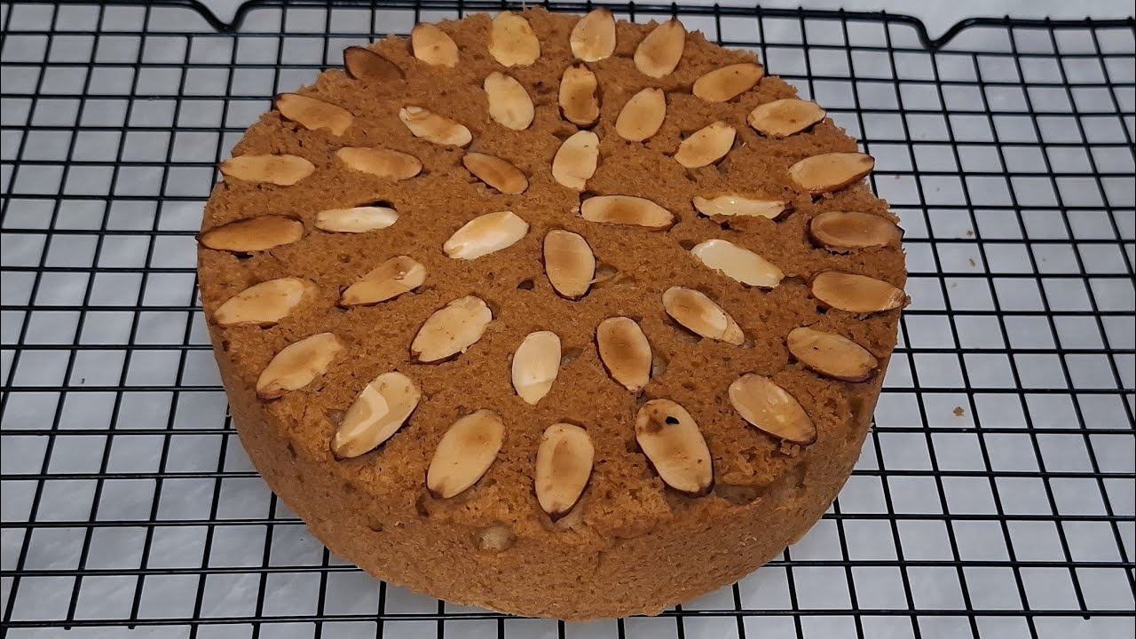 Without Oven Almond cake recipe | almond cake banany ka asaan tareeqa | بادام کا کیک