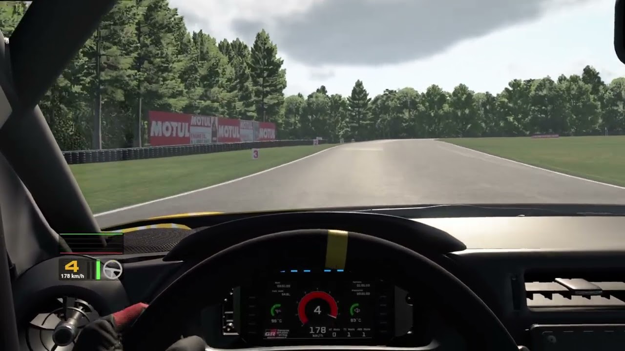 iRacing Onboard Lap: Toyota GR86 at VIR 26S1 Sim-Lab Production Car Challenge