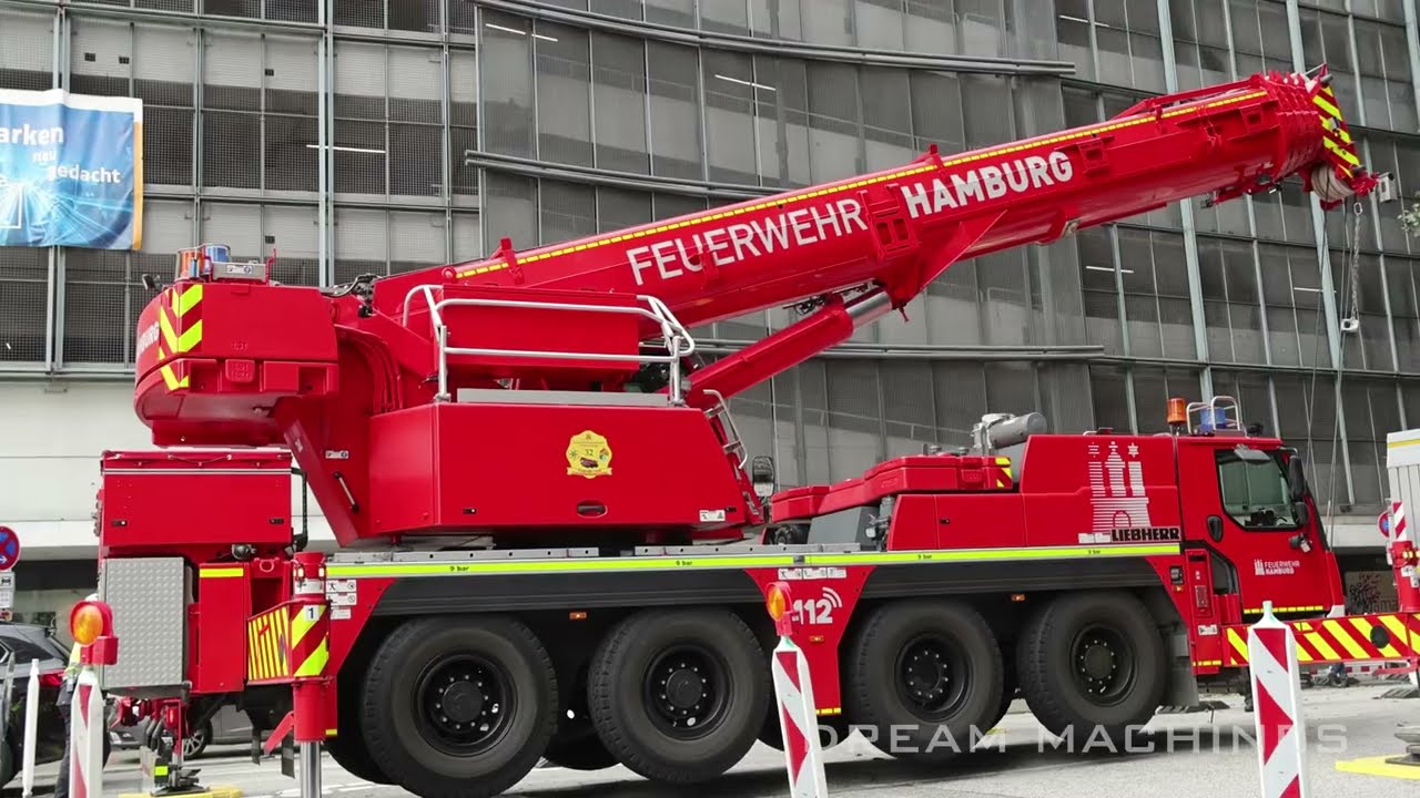 FEUERWEHR HAMBURG 🔴🚒 ⚠️ Liebherr  LTM 1070-4.2 Mobilkran ⛓️  Feuerwehrkranim Spezialeinsatz!