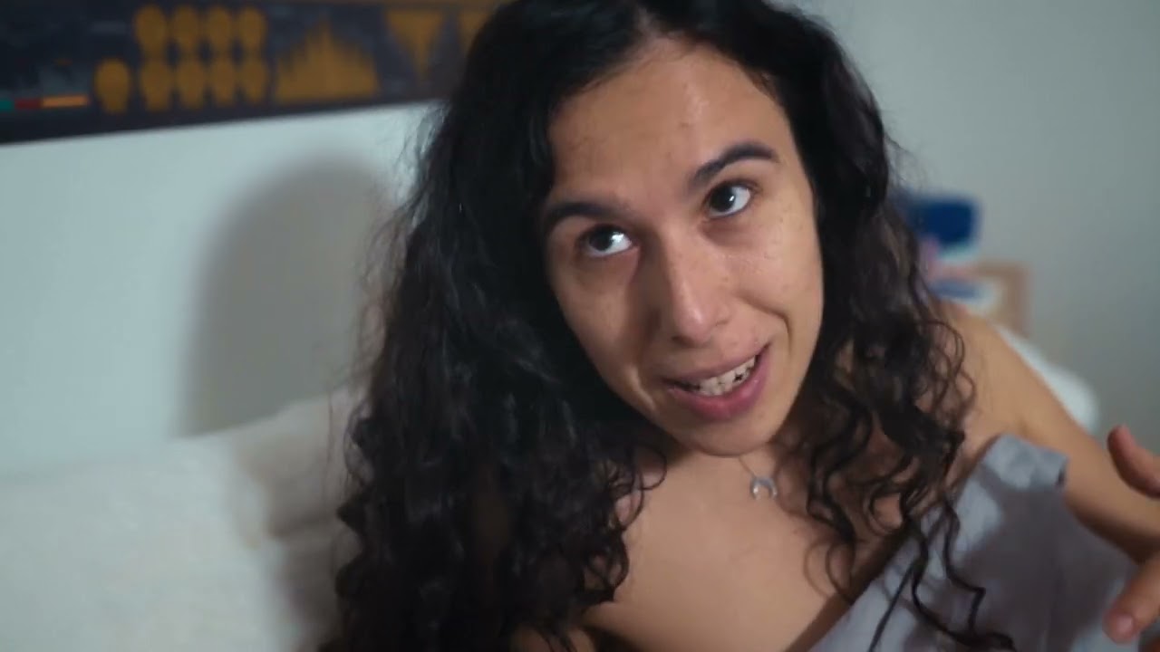 SARA PEROGIL. Reel drama. 2025