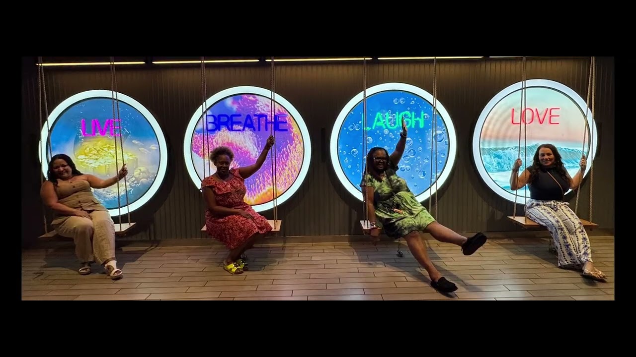 POV: You find a business where your “business partners” look like this 😂