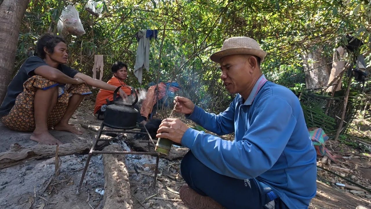 ຊ່ວຍເຮັດໄຮ່ເຮັດສວນ//ช่วยทำไร่ทำสวน Dong Una