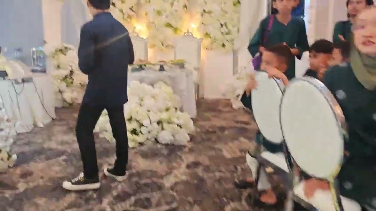 SURPRISE!! K5B SAMBUT BIRTHDAY MAK PENGANTIN KAT KENDURI KAHWIN