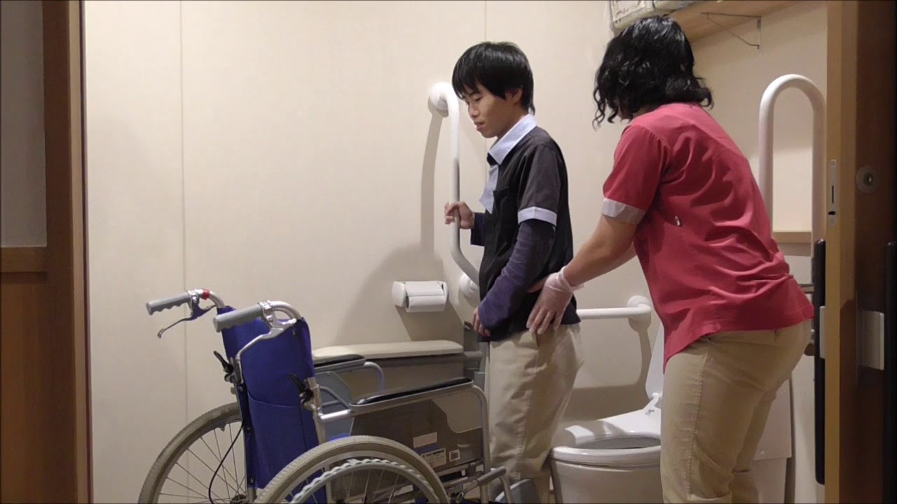 ④トイレ介助編　ケア・コスモス