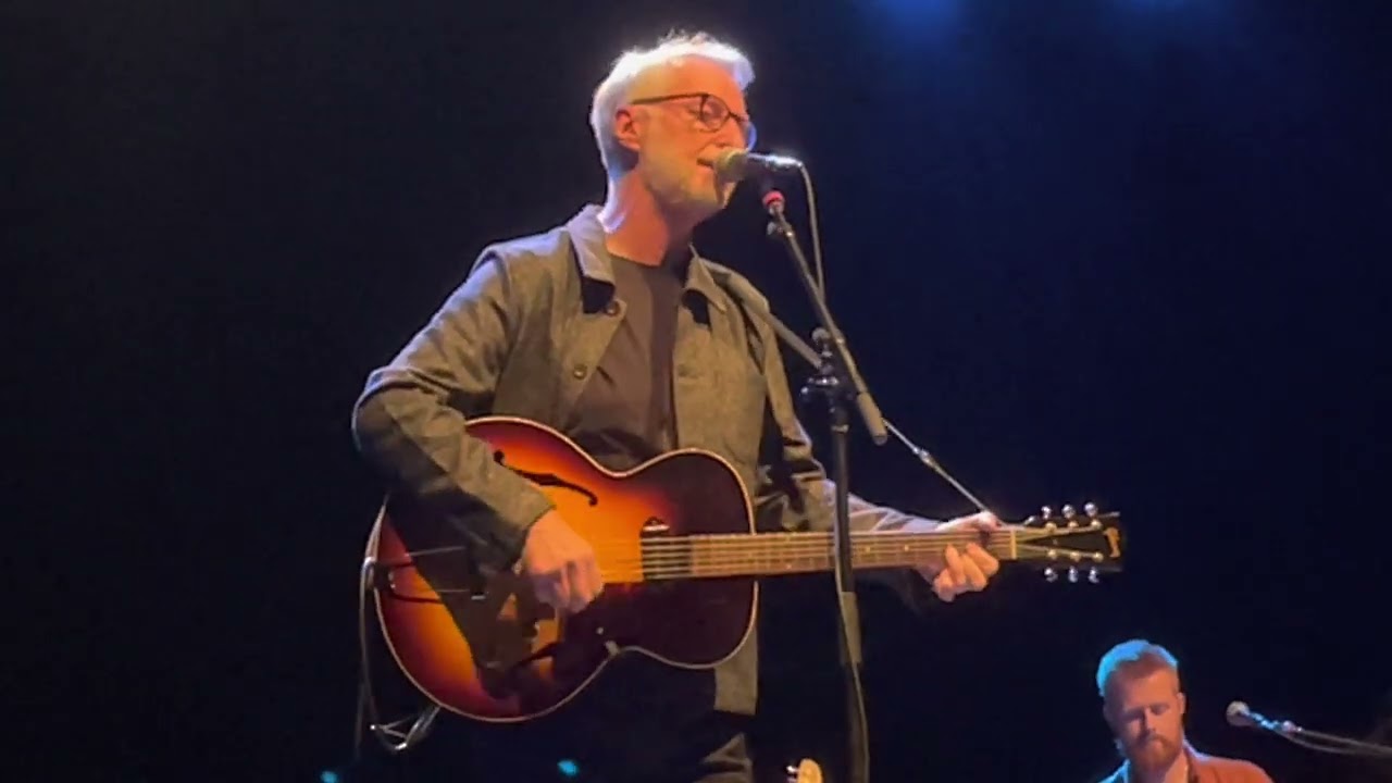 Billy Bragg - Sexuality (Live at the Danforth)