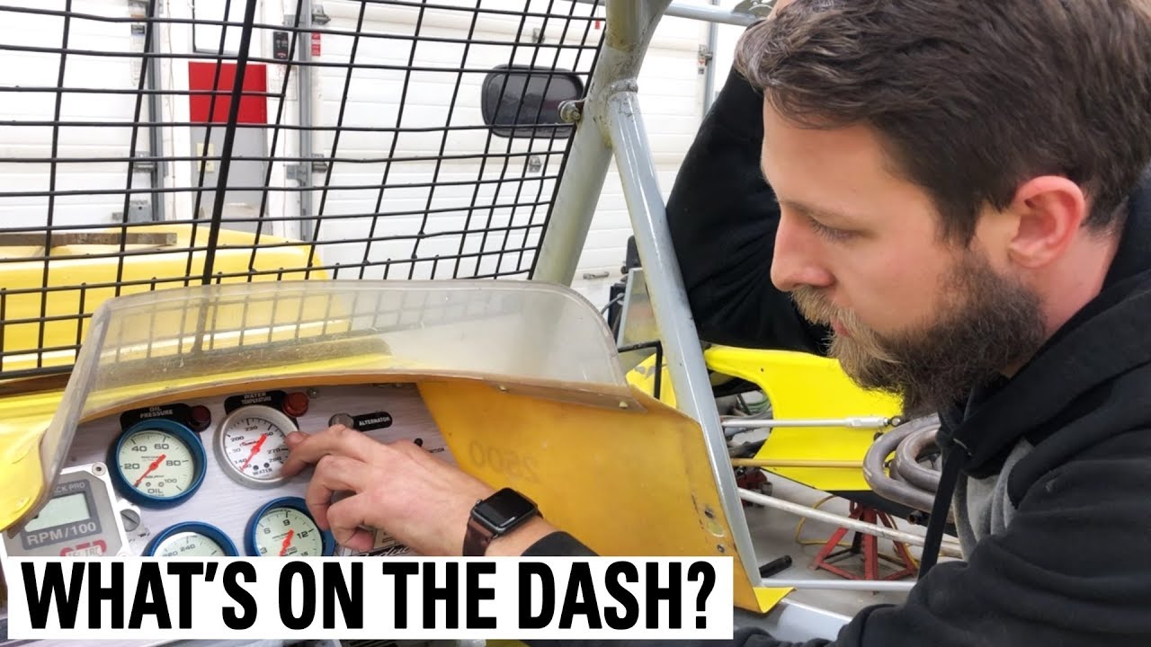 What's On The Dash Of A Dirt Modified?