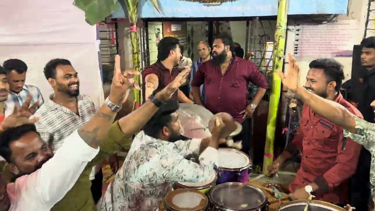 सगळ्या पोरांनी मिळून मयुर भावाची हळद गाजवली 🥳😍 || gajraj beats￼ @MusicVloggerManish 