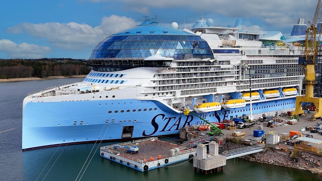 Boarding the New World’s LARGEST Cruise Ship (Star of the Seas)