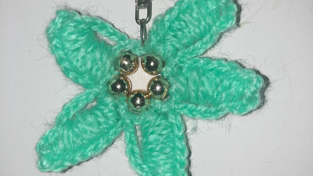मोती लगाकर Keychain बनाए !! Amazing ॥ Crochet Pearl Flower 🌼 #5 pearl beauty crochet flower 