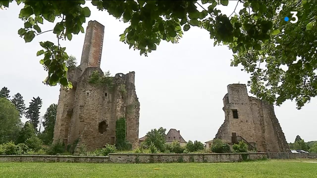 Route Richard Coeur de Lion : Les ruines de Lastours et des Cars