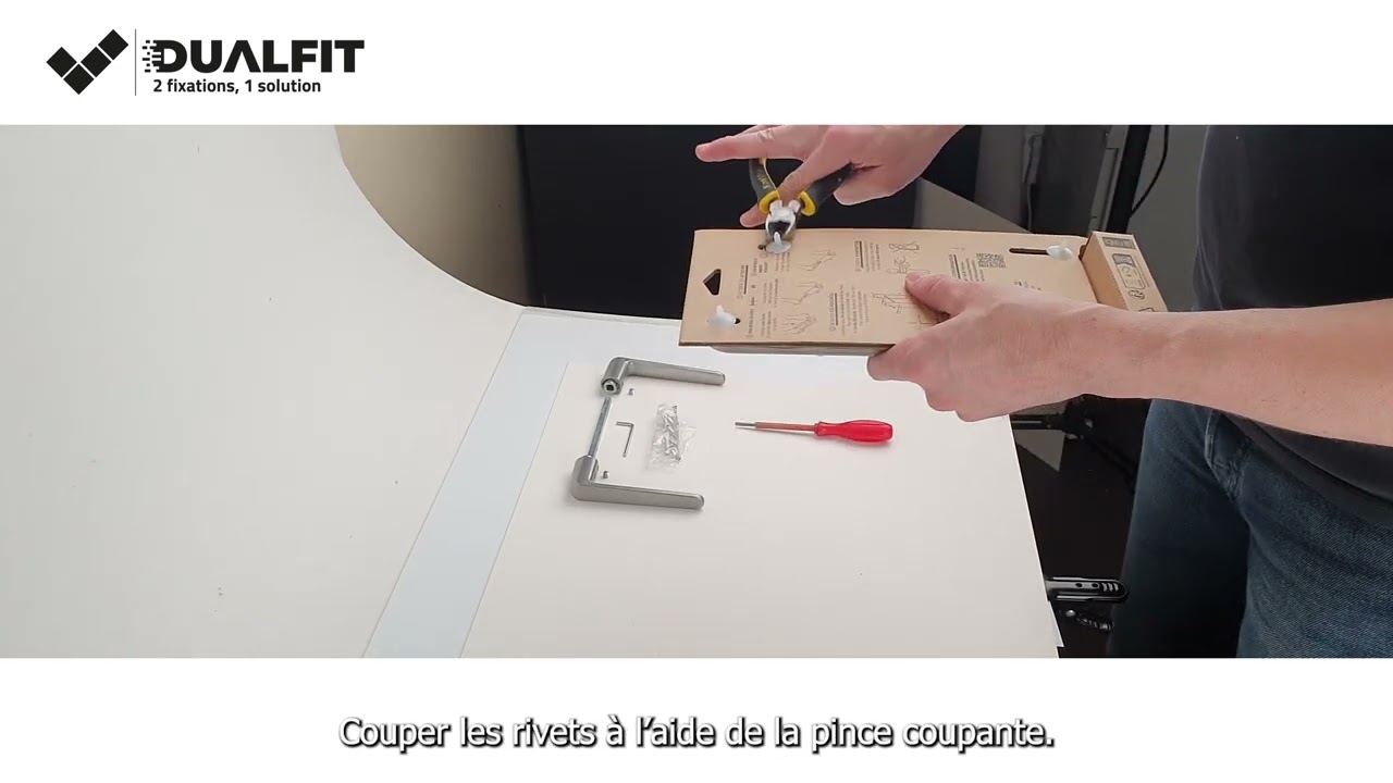 DUALFIT - D&eacute;monter ses poign&eacute;es de l'emballage