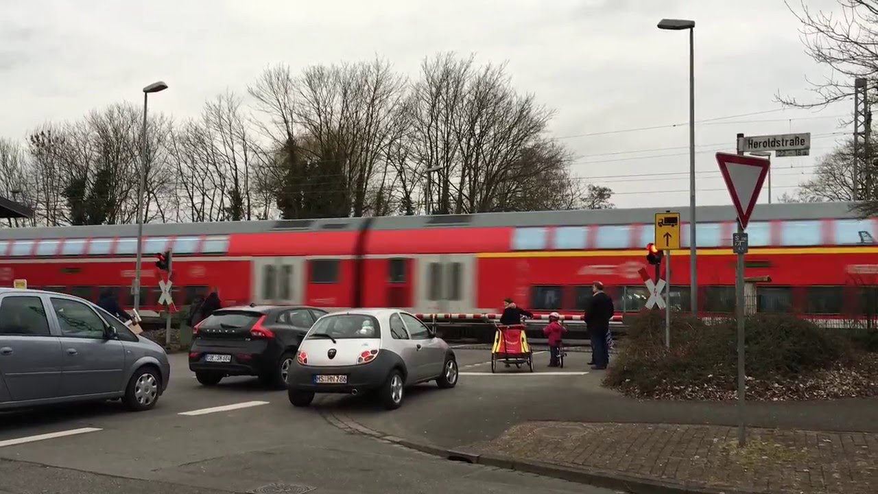 Einzigartiger Bahnübergang Mecklenbeck // Unique railroad crossing