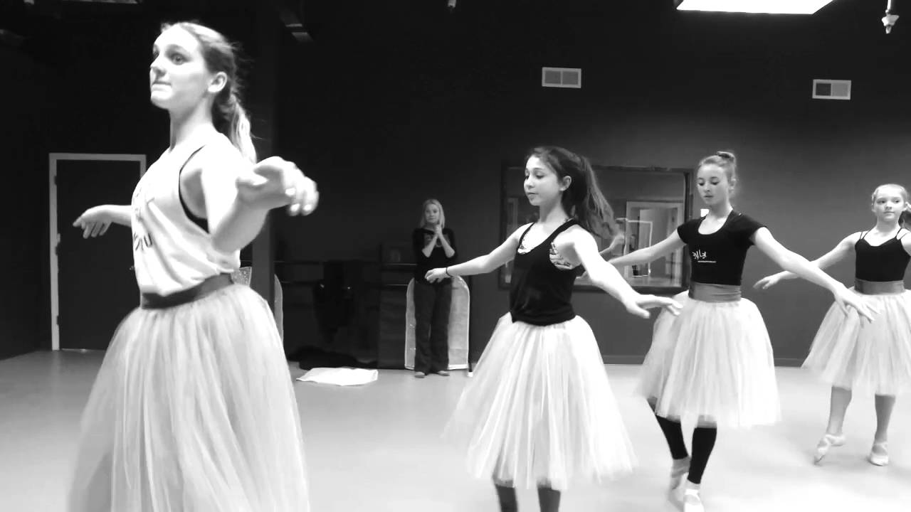 Inner Rhythms Dance Theatre - Bubbles & Ballet Rehearsal
