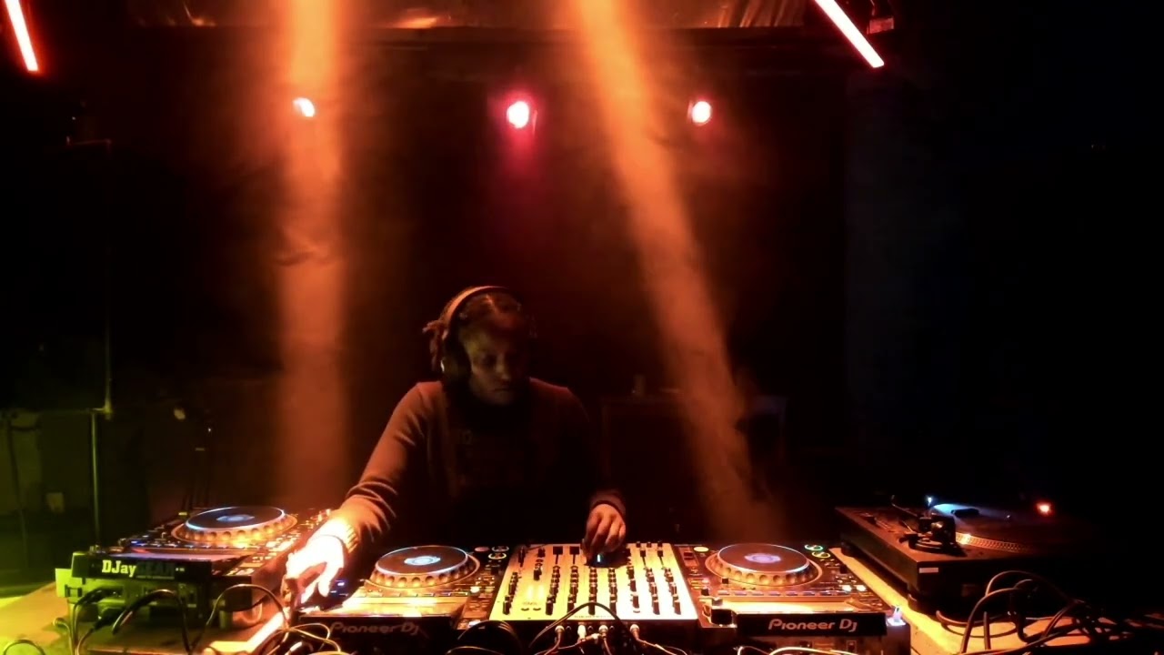 Joya Astou | ORPHIC x Radio Hinter x DRIFT Kyiv