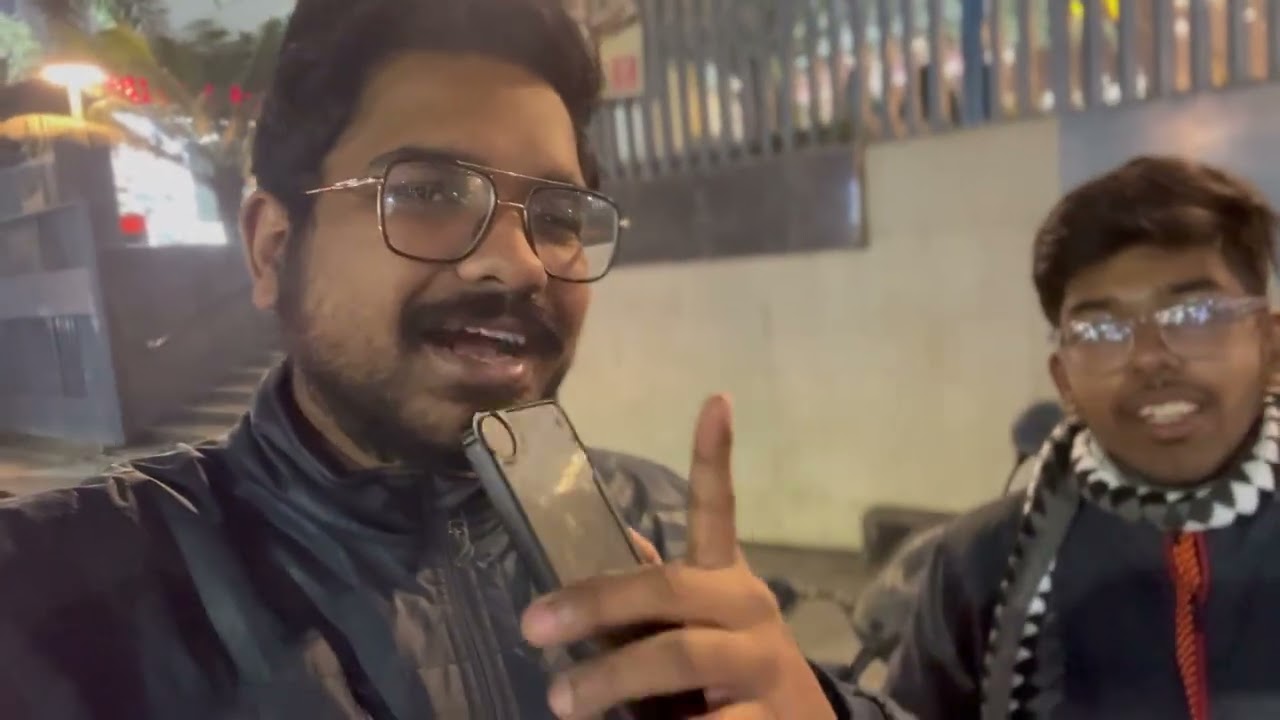 SCOOTY KO LAGI THAND, BURA HUA AISA BAND
