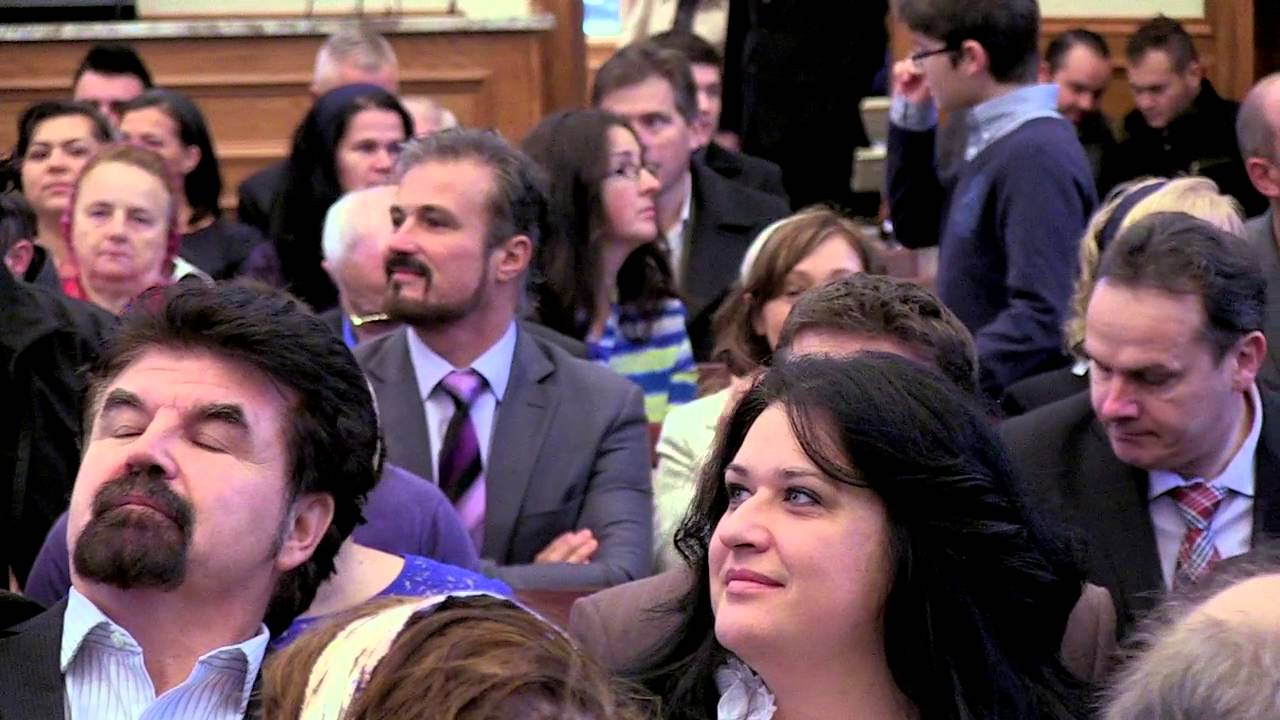 Deschidere: Intrarea în Biserică Betania Romanian Church