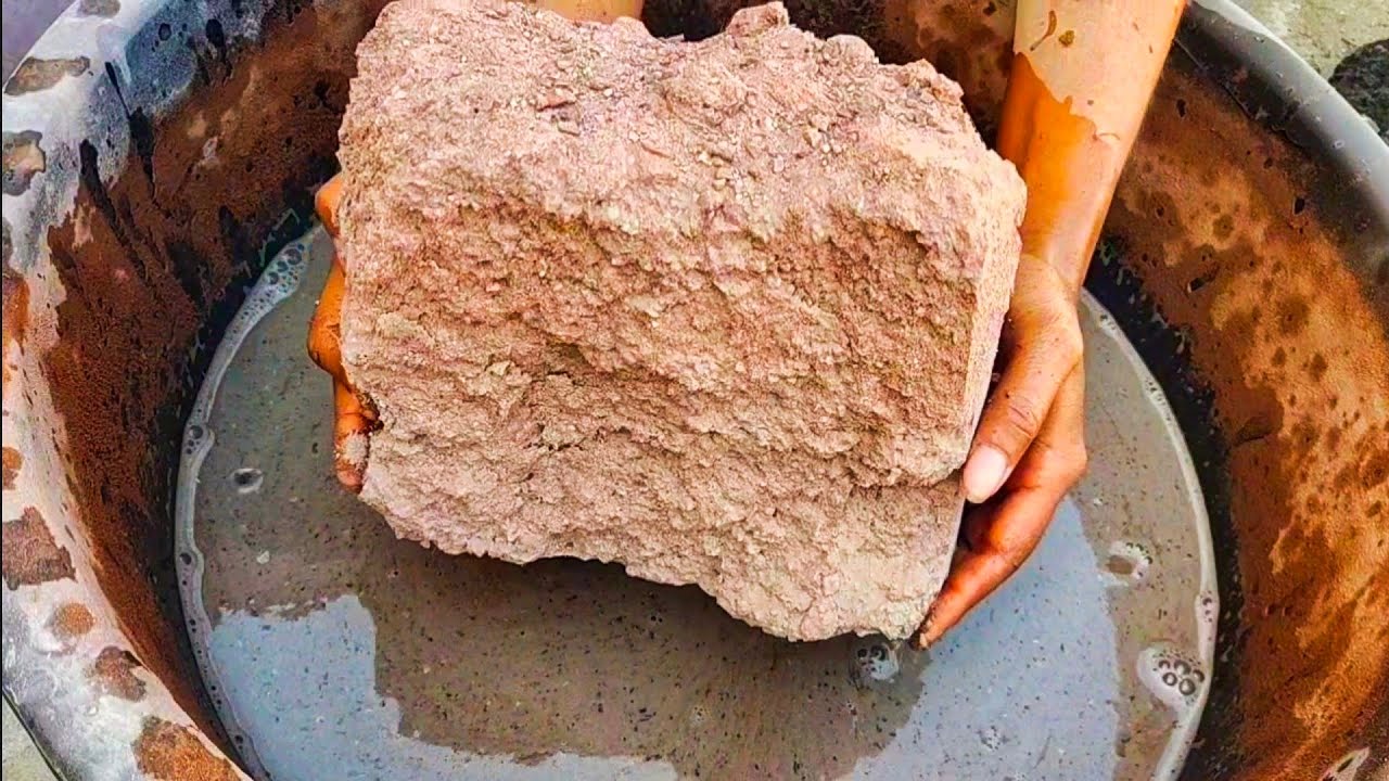 💯 New ||ASMR || Huge chunks || Gritty reddirt crumbling in lots of water || SAASMR ||  satisfying ||