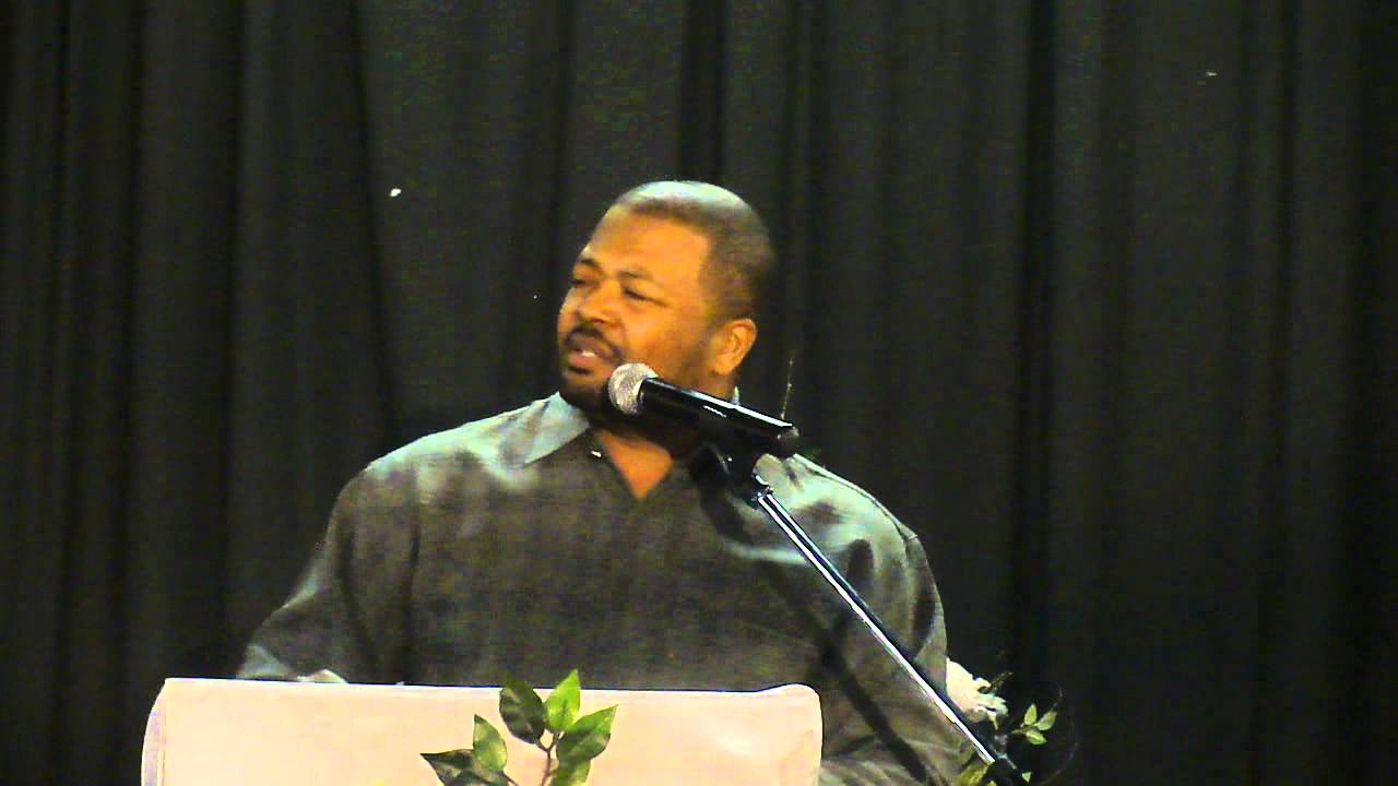 Paul Ward Singing 