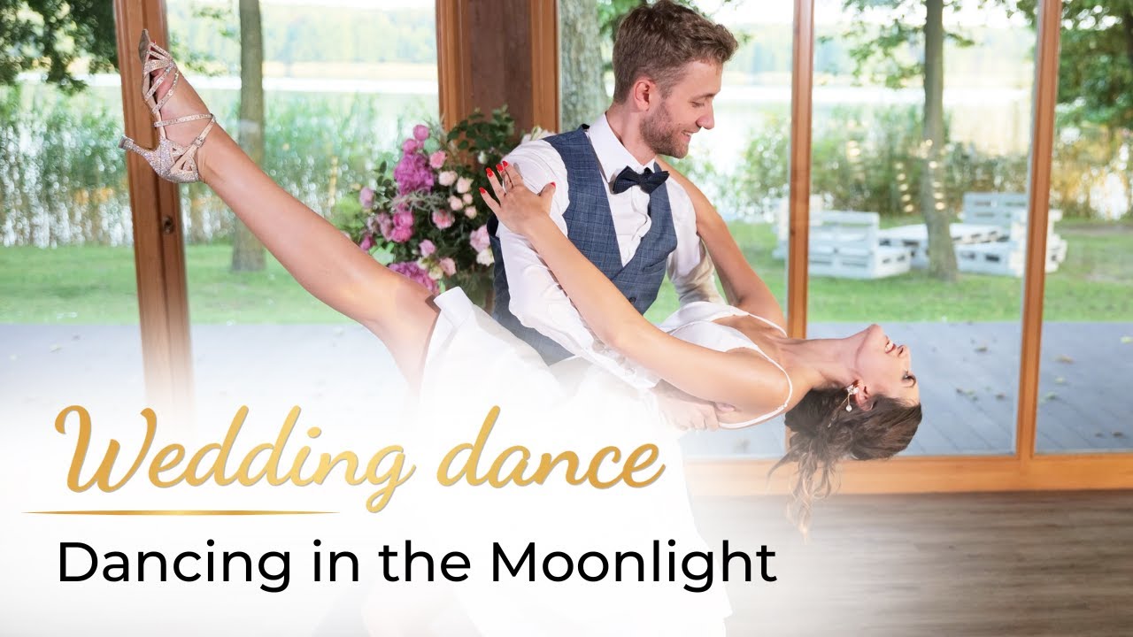 Dancing in the Moonlight - Toploader 🌛 Wedding Dance ONLINE | First Dance Choreography