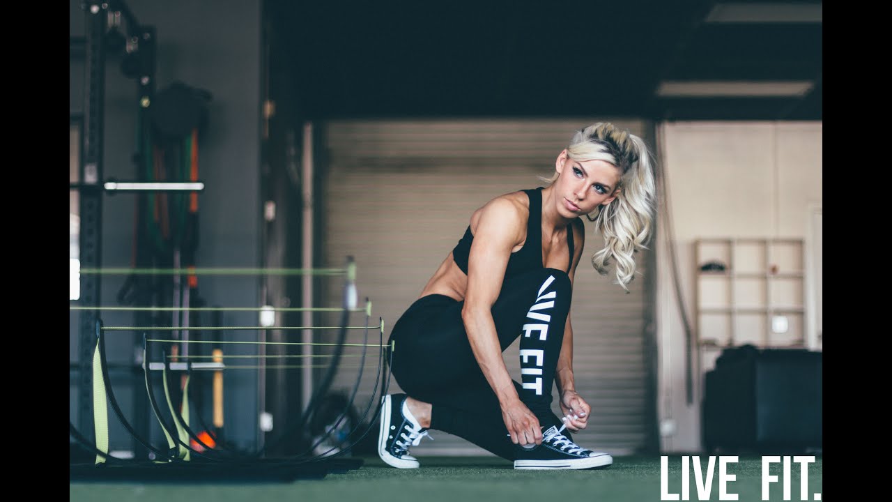 Heidi Somers//Buff Bunny//Pushing Through The Pain.