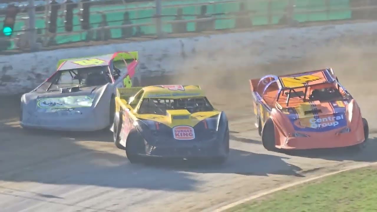 North Island Super Saloon Championship at Robertson Prestige International Speedway