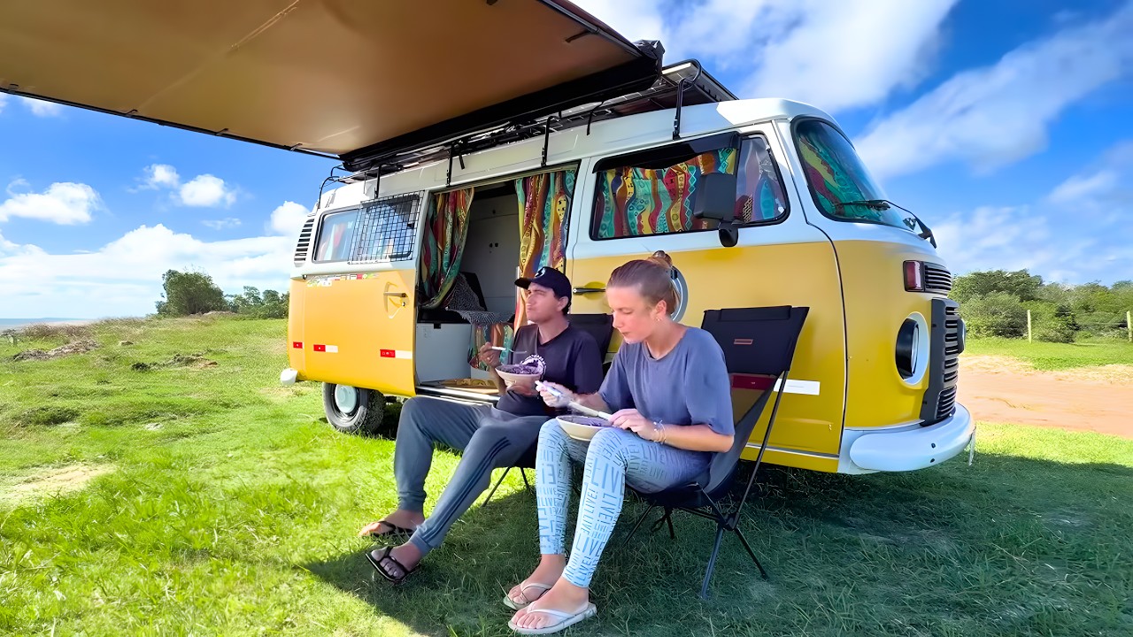 PRIMEIRA vez usando o TOLDO da Kombi… e deu nisso | Ep.369