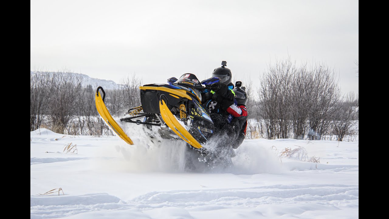 2004 Skidoo Rev 500ss, 1999 Mach Z 800 Triple Vs 2021 Snow