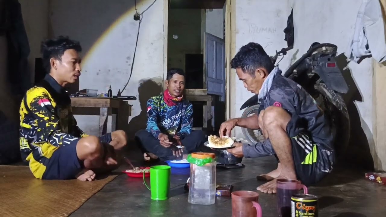 Nginap d pondok angker..