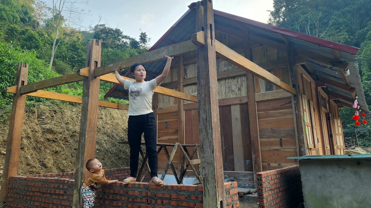 Harvesting chayote for sale and designing and assembling a wooden kitchen frame.