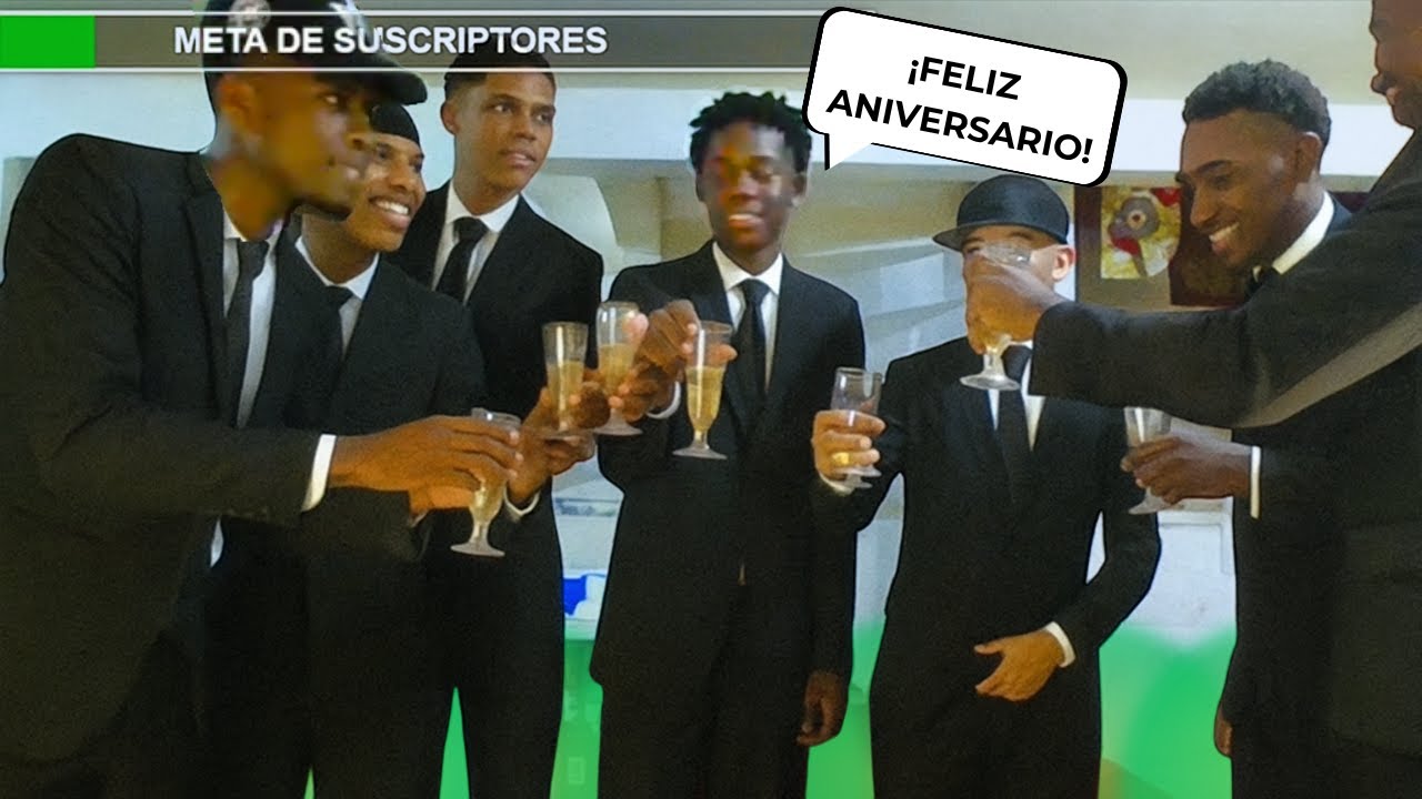 NUESTRO 1er ANNIVERSARIO🎉🥳
