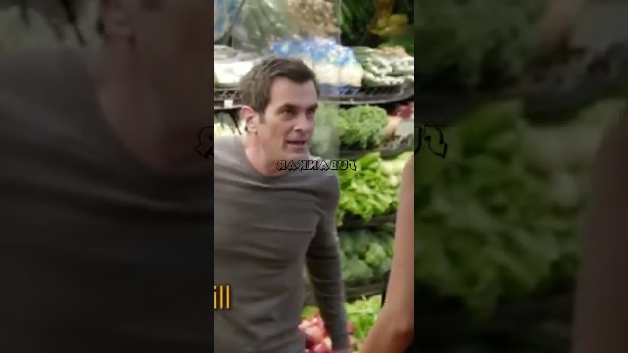 Phil can't stop flirting😏 & then this happens to claire!! |MODERN FAMILY |SEASON 03| PART 01|#shorts