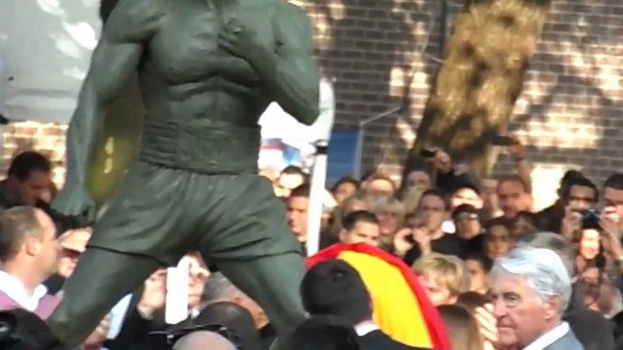 Na Bélgica, Jean Claude Van Damme 20/10/12.