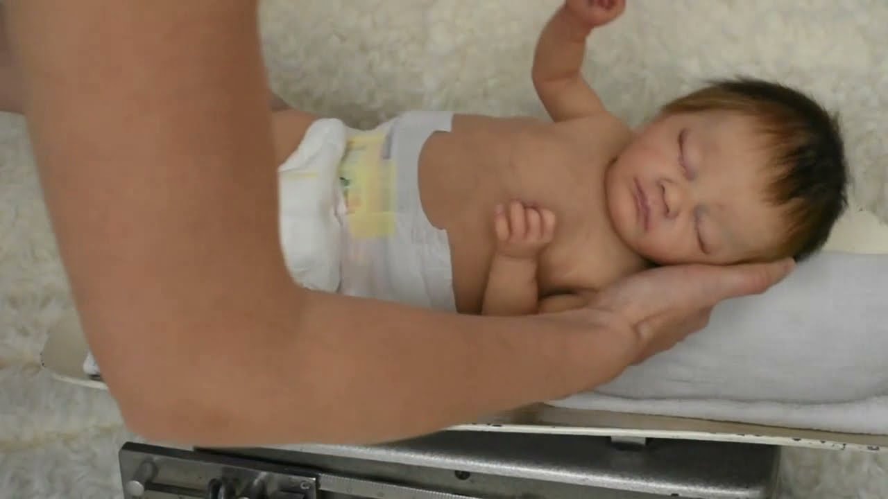 Reborn doll for sale available Charlotte by Laura L. Eagles lalka dzidziuś dostępna na sprzedaż