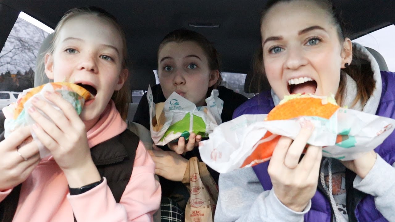 CHEESY GORDITA CRUNCH, CHALUPA SUPREME, LOCOS TACOS & GRILLED CHEESY BURRITO - TACOBELL MUKBANG